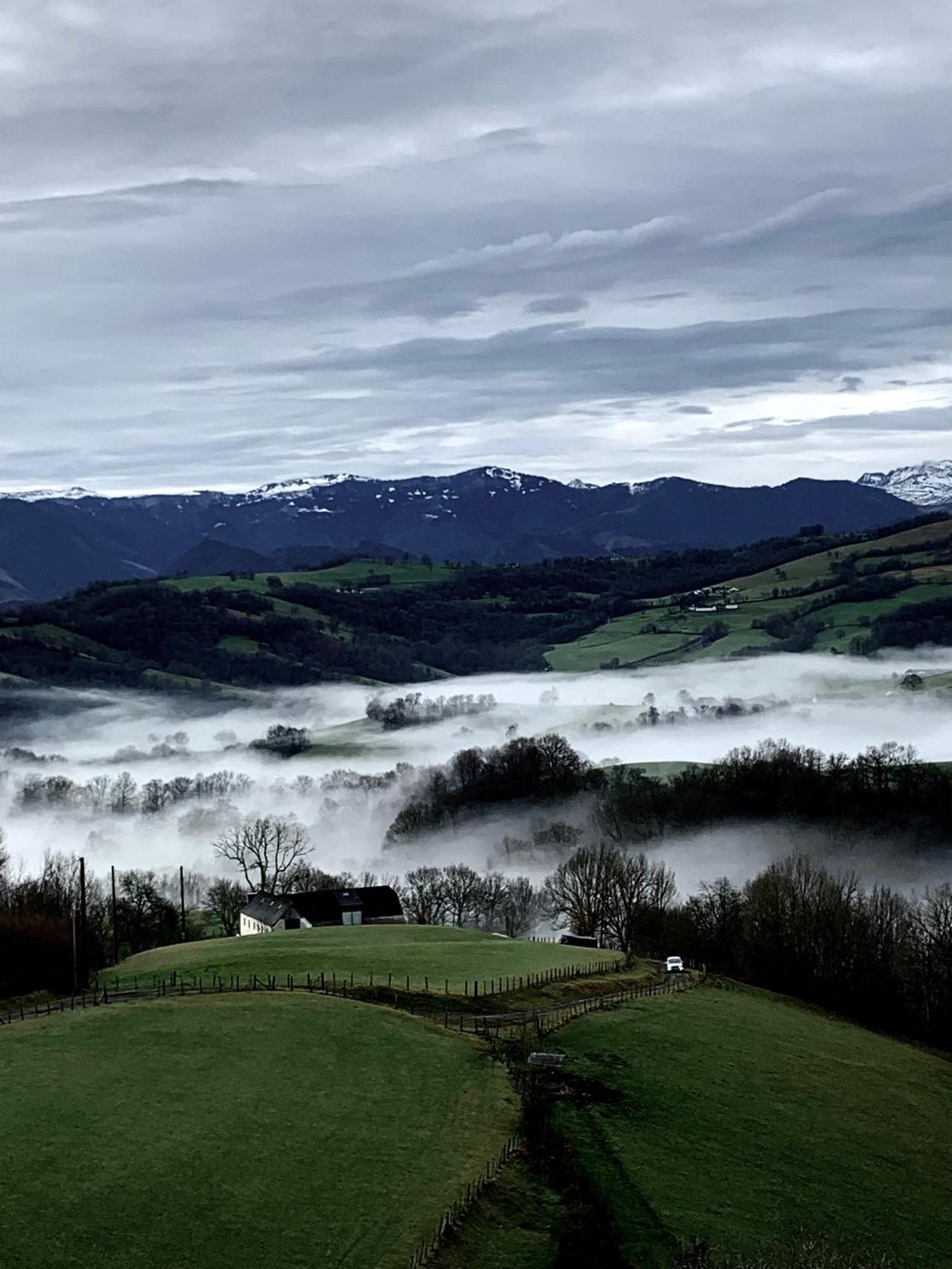 Abury, Tables Et Chambres , Randos Et Bien Etre A La Montagne Barcus Екстер'єр фото